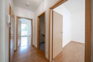 5% Abschreibung + Provisionsfrei! Vermietete 2-Zimmer-Wohnung im Herzen der KTV – Gellertstraße 12, 18057 Kröpeliner-Tor-Vorstadt, Rostock – Vorschaubild 3