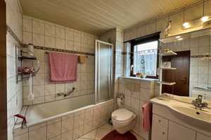 Charmantes Reihenendhaus mit Garage in ruhiger Lage von Essen-Horst – Essen – Vorschaubild 13