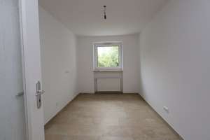 ERSTBEZUG nach Sanierung - Attraktive 3-Zimmerwohnung mit Westloggia - kurzfristig beziehbar – 81737 Altperlach, München – Vorschaubild 4