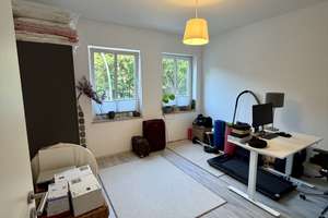 AM VOLKSPARK MARIENDORF: Baujahr 2016 FUßBODENHEIZUNG BALKON SCHÖNER HOFBEREICH – Eisenacher Str. 13, 12109 Mariendorf, Berlin – Vorschaubild 9