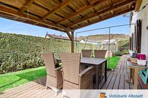 Zweifamilienhaus in guter Lage – Zollernalbkreis – Vorschaubild 1
