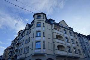 3 Zimmer mit BALKON, Aufzug, Wärmepumpe, Fassadenvollwärmeschutz,