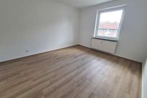 Gemütlich! Praktisch! Top 2,5 Raum Wohnung in GE-Schalke! Weißes Bad! Renoviert!! – Hülsmannstraße 2, 45881 Schalke-Nord, Gelsenkirchen – Vorschaubild 2