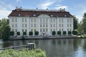 TOLLE HELLE 3 ZI-AB-WHG. MIT LOGGIA, WASSER - & ALTSTADT-SCHLOSS BLICK – Die vollständige Adresse der Immobilie erhältst du vom Anbieter., 12557 Köpenick, Berlin – Vorschaubild 14