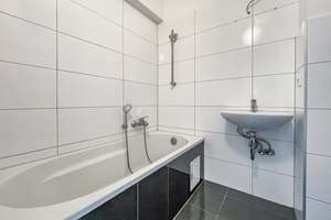 1,5 Zimmer - renoviert - Top Lage – Hattingerstr. 49, 44789 Südinnenstadt, Bochum – Vorschaubild 3