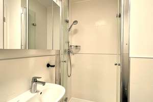 Property thumbnail 28