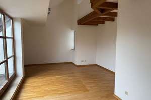 Preishit Charmante 90 qm Zi. Galeriewohnung  in idyllischer Grünlage  7.400,--/am – Freseniusstr. 24, 81247 Obermenzing, München – Vorschaubild 4