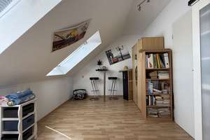 Elegante Doppelhaushälfte mit stilvollem Design – Die vollständige Adresse der Immobilie erhältst du vom Anbieter., 41238 Mülfort, Mönchengladbach – Vorschaubild 15