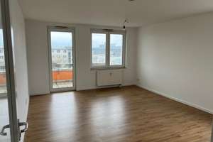 Moderne 3-Zimmer-Wohnung mit Balkon und EBK – Papenkamp 20, 30539 Bemerode, Hannover – Vorschaubild 1