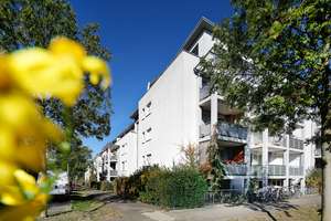 Frisch Modernisierte 4-Zimmer-Wohnung in Hannover Bemerode sucht neue Mieter! – Krügerskamp 3, 30539 Bemerode, Hannover – Vorschaubild 1