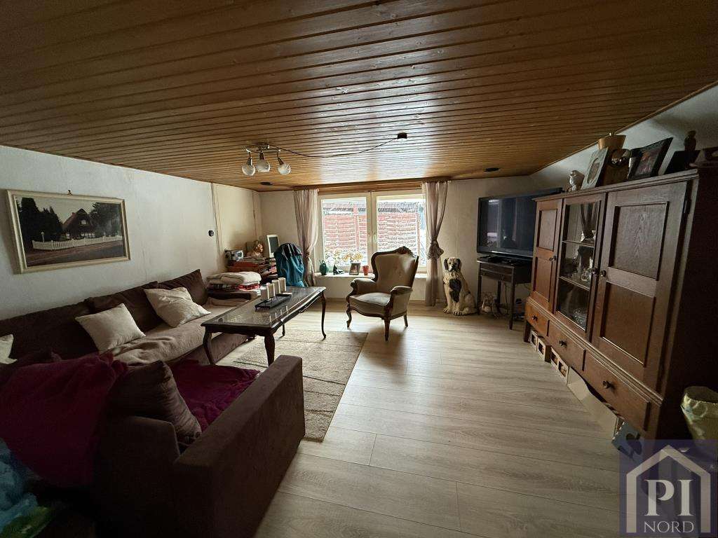 Immobilie in Schülldorf - Historisches Reetdachhaus mit Charme, großem Potenzial und Sanierungsbedarf in Top Lage - Bild 3