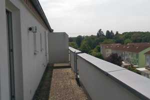 Helle 2-Raum-DG-Wohnung mit Terrasse und Tiefgaragenstellplatz – Karlsruhe – Vorschaubild 12