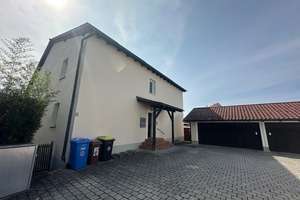 Attraktives 4-Familienhaus, gute Rendite in sehr guter Lage – Die vollständige Adresse der Immobilie erhältst du vom Anbieter., 84130 Dingolfing – Vorschaubild 4