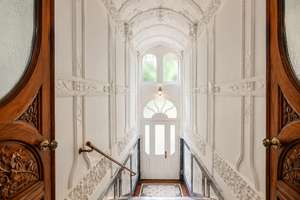 Repräsentatives Penthouse im denkmalgeschützten Jugendstil-Altbau – Weitblick über Wiesbaden! – Die vollständige Adresse der Immobilie erhältst du vom Anbieter., 65197 Rheingauviertel / Hollerborn, Wiesbaden – Vorschaubild 2