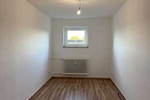 Frisch gestrichene 3-Zimmer-Wohnung im EG in Top-Lage in Köln-Weidenpesch – Neusserstr. 764, 50737 Weidenpesch, Köln – Vorschaubild 3