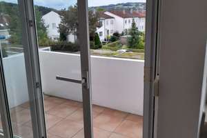 Helle 3-Zimmer-Wohnung mit Balkon im 1. OG in Kronach – Die vollständige Adresse der Immobilie erhältst du vom Anbieter., 96317 Kronach – Vorschaubild 7