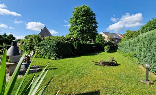 2-FH mit traumhaftem Garten, 2 Garagen & vielen Nutzungsmöglichkeiten in TOP-Lage in Haltern am See