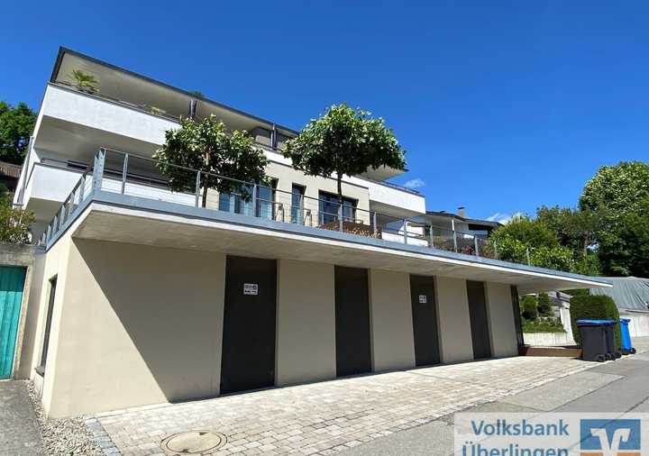 Exclusive Eigentumswohnung mit 3 Tiefgaragenstellplätze sowie See- und Bergsicht