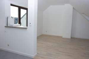 Herrliche Dachgeschosswohnung mit Balkon und Badewanne – Further Straße 40, 9113 Schloßchemnitz, Chemnitz – Vorschaubild 17