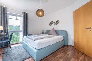Stilvoll und exklusiv Wohnen an der Terrassenmosel- Doppelhaushälfte mit Panoramablick! – Die vollständige Adresse der Immobilie erhältst du vom Anbieter., 56332 Brodenbach – Vorschaubild 12
