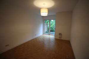 EXKLUSIV BILK NÄHE UNI HELL + RUHIG ERDGESCHOSS MIT TERRASSE KOMPLETT PARKETT WANNENBAD TG-STELLPL. – Himmelgeister Straße 179, 40225 Flehe, Düsseldorf – Vorschaubild 3