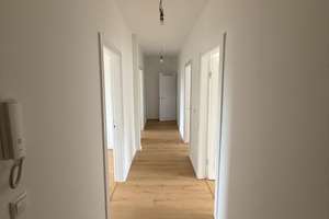 modernisierte 3 Zimmer mit Einbauküche in Barmbek – Kindtsweg 3, 22309 Barmbek-Nord, Hamburg – Vorschaubild 2
