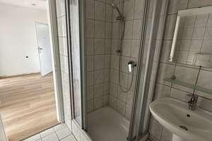 Komplett renovierte, helle 2 Zimmer Wohnung, KDB, großer Südbalkon, Nähe Uni und Hauptbahnhof – Gerstenstraße 28, 42119 Elberfeld, Wuppertal – Vorschaubild 6