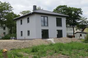 Stadtvilla ist teuer? Nö! Denn hier kann man ein schickes Haus noch bezahlen (Grdst. Kitzscher inkl.