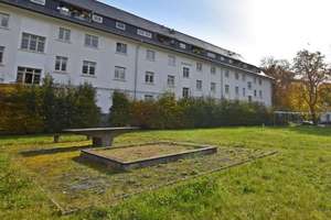 4,6 % Rendite mit sofortigem Potential*schöne 4 Zimmer Maisonette Wohnung – Zschopauer Str. 247e, 9126 Gablenz, Chemnitz – Vorschaubild 2