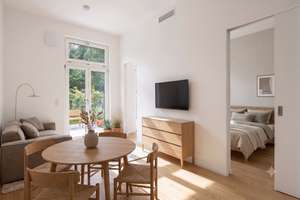 Bezugsfreies Neubaupartment mit vielen Annehmlichkeiten für Selbstnutzer oder Kapitalanleger – Die vollständige Adresse der Immobilie erhältst du vom Anbieter., 81479 Obersendling, München – Vorschaubild 2