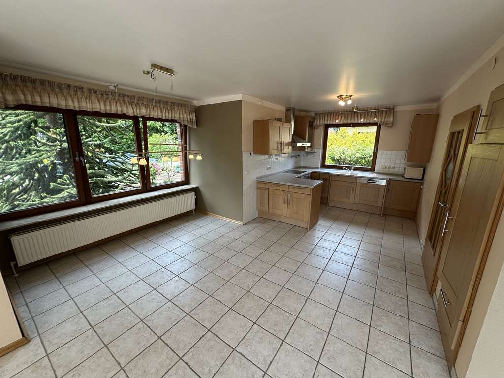 Immobilie in Toppenstedt - *** Top gepflegtes Zweifamilienhaus, ohne Käuferprovision und in Ortsrandlage *** - Bild 2