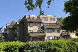 Helle, großzügige 3-Zimmerwohnung mit 2 Balkone in gefragter Lage