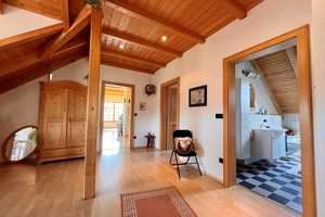 Das Objekt ist vielseitig nutzbar!! Zwei Immobilien mit großem Grundstück und 4 Garagen zu verkaufen – Bernhardswald, Regensburg (Kreis), 93170 Regensburg (Kreis) – Vorschaubild 10
