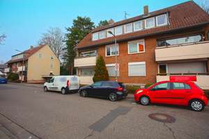 Doppelpack! Zwei Mehrfamilienhäuser mit Büroeinheit, Garagentrakt und Außenstellplätzen in Weiden!