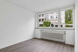 Top Gepflegte 3-Zimmer Wohnung in Oberkasseler Bestlage – Die vollständige Adresse der Immobilie erhältst du vom Anbieter., 40545 Oberkassel, Düsseldorf – Vorschaubild 10