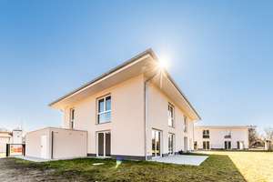 Viel Platz für die ganze Familie! Großzügige Doppelhaushälfte mit Garage in Großräschen – Die vollständige Adresse der Immobilie erhältst du vom Anbieter., 1983 Großräschen – Vorschaubild 2