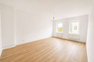 Helle 3-Zimmer-Wohnung mit Einbauküche in Berlin-Freienwalder Straße – Freienwalder Straße 20, 13359 Gesundbrunnen, Berlin – Vorschaubild 1
