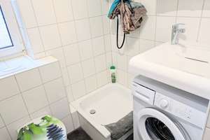 Voll ausgestattete 2-Zimmer Wohnung am Schlosspark Furnished 2-Room Apartment for Safe & Clean Stay – Am Schlosspark 104, 65203 Biebrich, Wiesbaden – Vorschaubild 7