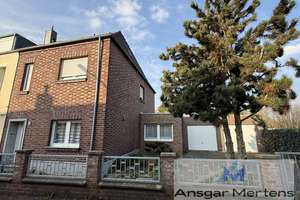 (M)EIN Zuhause in bester Lage M'gladbach-Venn's
Wohngefühl auf 118 m² + großer Garten + Doppelgarag – Venner Gasse 11, 41068 Venn, Mönchengladbach – Vorschaubild 2