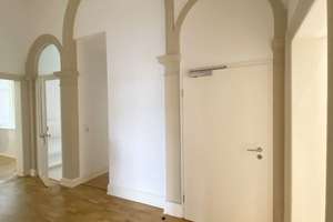 Villenetage mit Privatpark seitlich Biebricher Allee – Die vollständige Adresse der Immobilie erhältst du vom Anbieter., 65187 Biebrich, Wiesbaden – Vorschaubild 12
