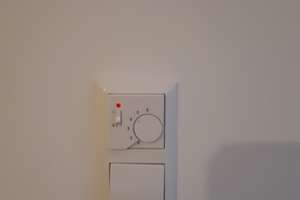 freundliche 1-Zimmer-Erdgeschosswohnung mit EBK und komplett möbliert in Bahrenfeld, Hamburg – Von-Sauer-Straße 42a, 22761 Bahrenfeld, Hamburg – Vorschaubild 10