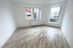 Schicke 4-Raumwohnung am Burgsee mit Einbauküche, 2 Bädern, Balkon und Tiefgaragenstellplatz...!!! – Mecklenburgstr. 101, 19053 Feldstadt, Schwerin – Vorschaubild 11