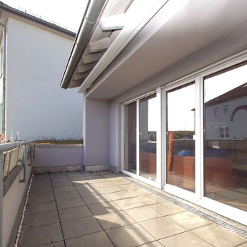 Ganz oben wohnen mit großzügiger Dachterrasse