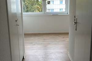 2-Zimmerwohnung in Bonn-Tannenbusch ab sofort frei! *WBS erforderlich* – Ostpreußenstr.  1, 53119 Tannenbusch, Bonn – Vorschaubild 3