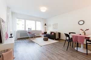 Tolle 3 Zi. Wohnung frei! – Schlesische Str. 3, 49088 Osnabrück – Vorschaubild 2