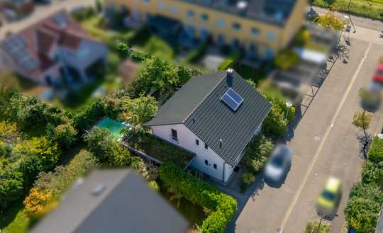 Frei stehendes KfW-40 Haus mit Pool und Garten in Neureut-Kirchfeld