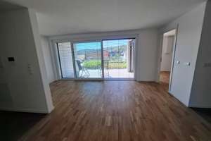 Schöne, helle 2-Zimmerwohnung, Gartengeschoss in  Stuttgart-Botnang - Bestlage – Die vollständige Adresse der Immobilie erhältst du vom Anbieter., 70195 Botnang-West, Stuttgart – Vorschaubild 2