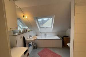 Wohnen mit Charakter: 3-Zimmer-Dachgeschosswohnung in Benrath – Börchemstrasse 13, 40597 Benrath, Düsseldorf – Vorschaubild 6