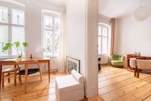 ⭐️ Stylischer Altbautraum in Charlottenburg - Charmante 2-Zi AB Whg mit EBK, Dielen & modernem Bad – Die vollständige Adresse der Immobilie erhältst du vom Anbieter., 10589 Charlottenburg, Berlin – Vorschaubild 4