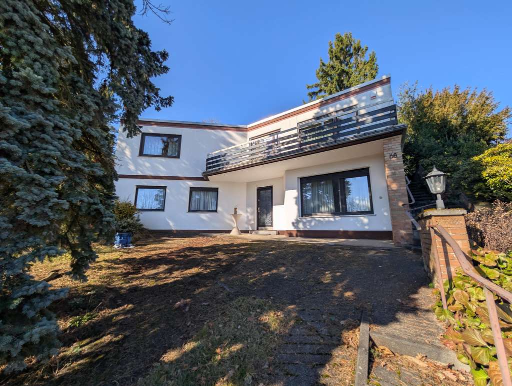 Immobilie in Kaiserslautern - Architektenhaus mit Charakter in exklusiver Sackgassenlage - Bild 0